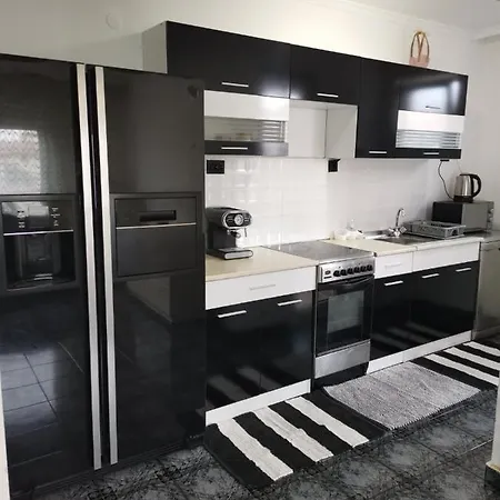 White House Apartment *